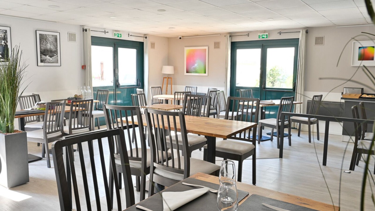 Photo of Others in Saint-Aubin