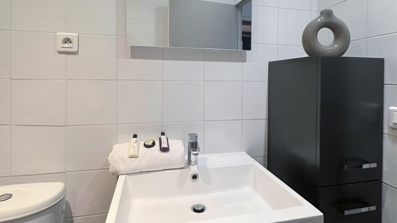 Photo of Bathroom in Porte-Saint-Martin