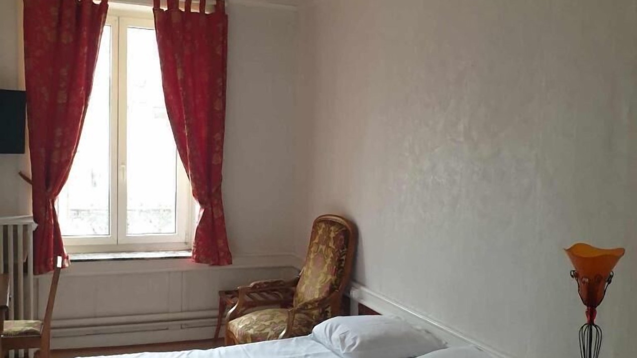 Photo of Bedroom in Contrexeville