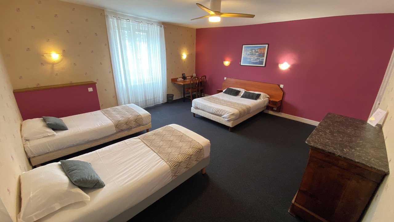 Photo of Bedroom in Lons-le-Saunier