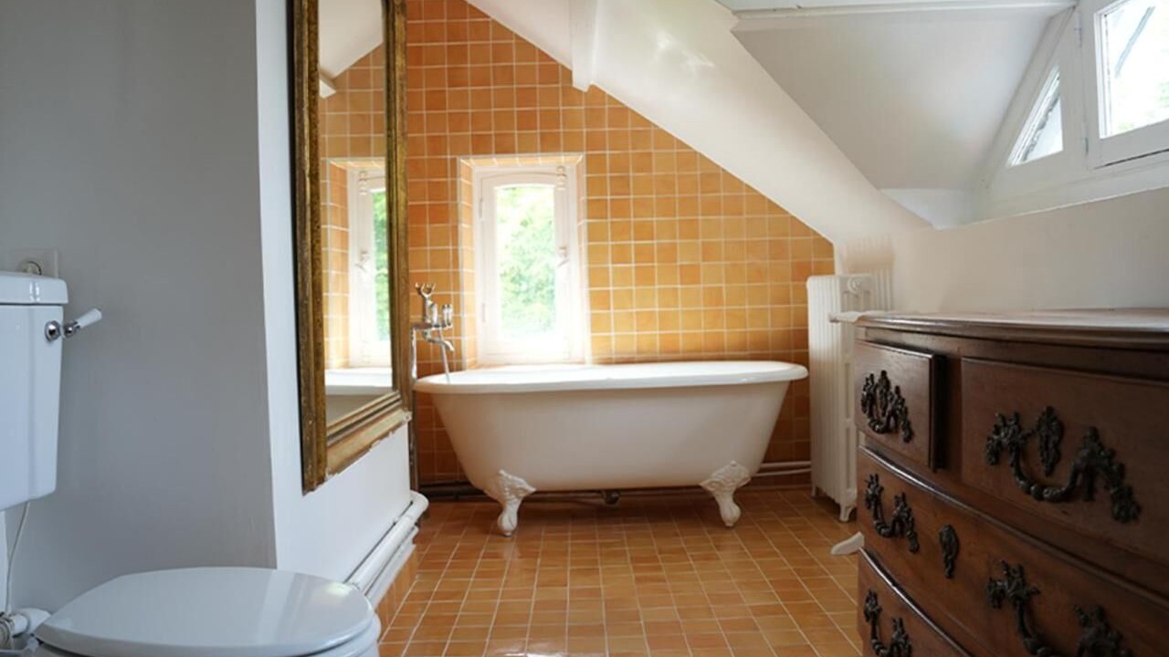 Photo of Bathroom in Le Val-Saint-Germain
