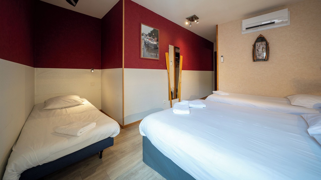 Photo of Bedroom in Digoin