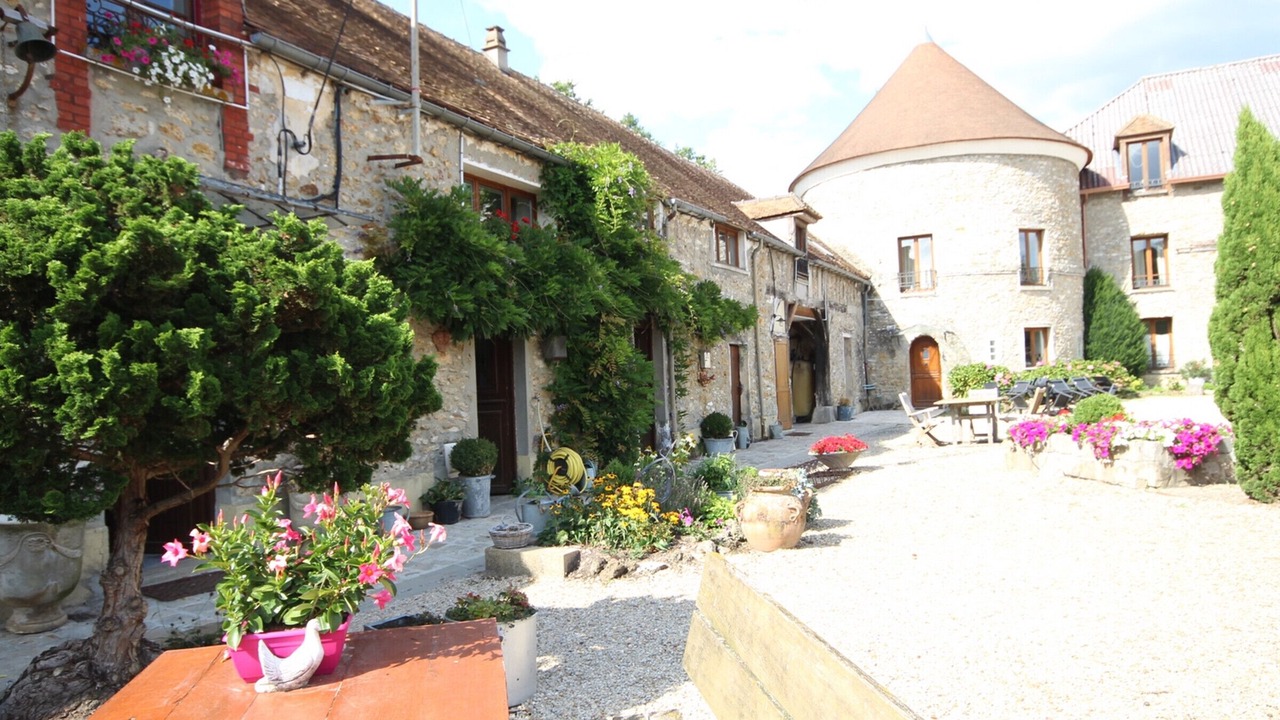 Photo of Outdoor in Cernay-la-Ville