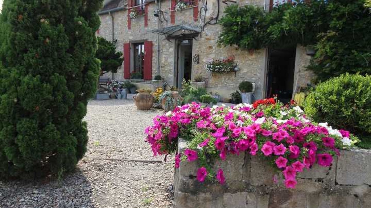 Photo of Outdoor in Cernay-la-Ville