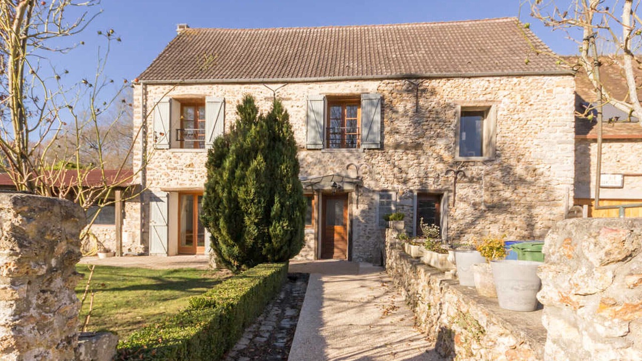 Photo of Outdoor in Cernay-la-Ville