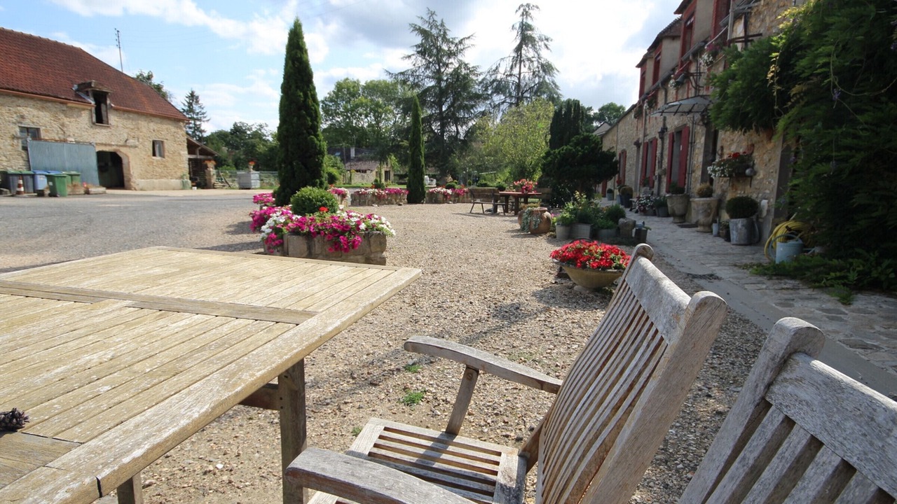 Photo of Outdoor in Cernay-la-Ville