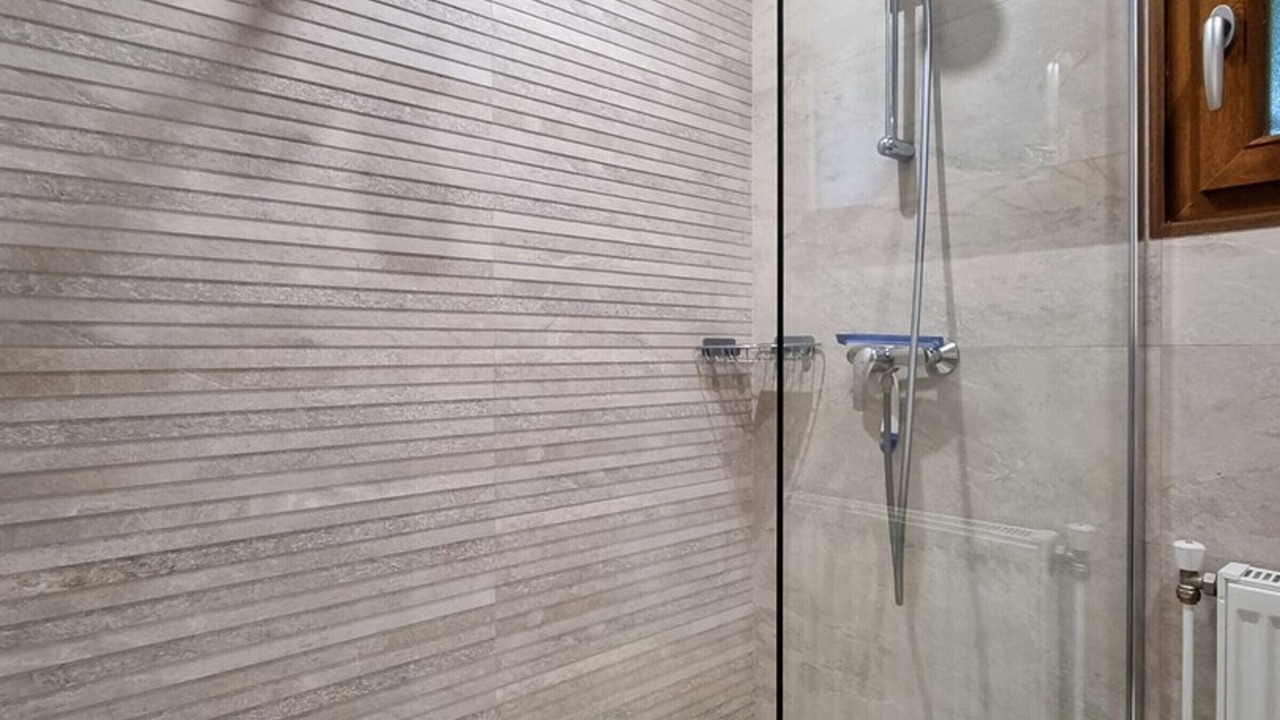 Photo of Bathroom in La Celle-les-Bordes