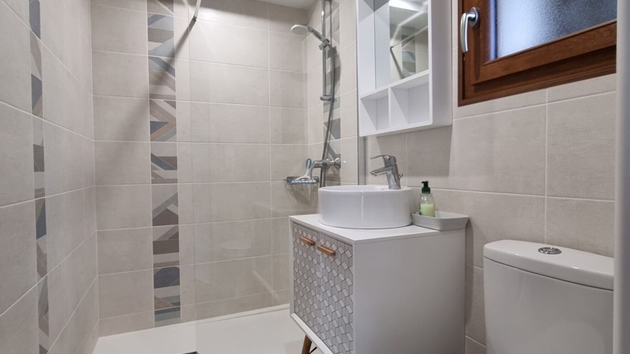 Photo of Bathroom in La Celle-les-Bordes