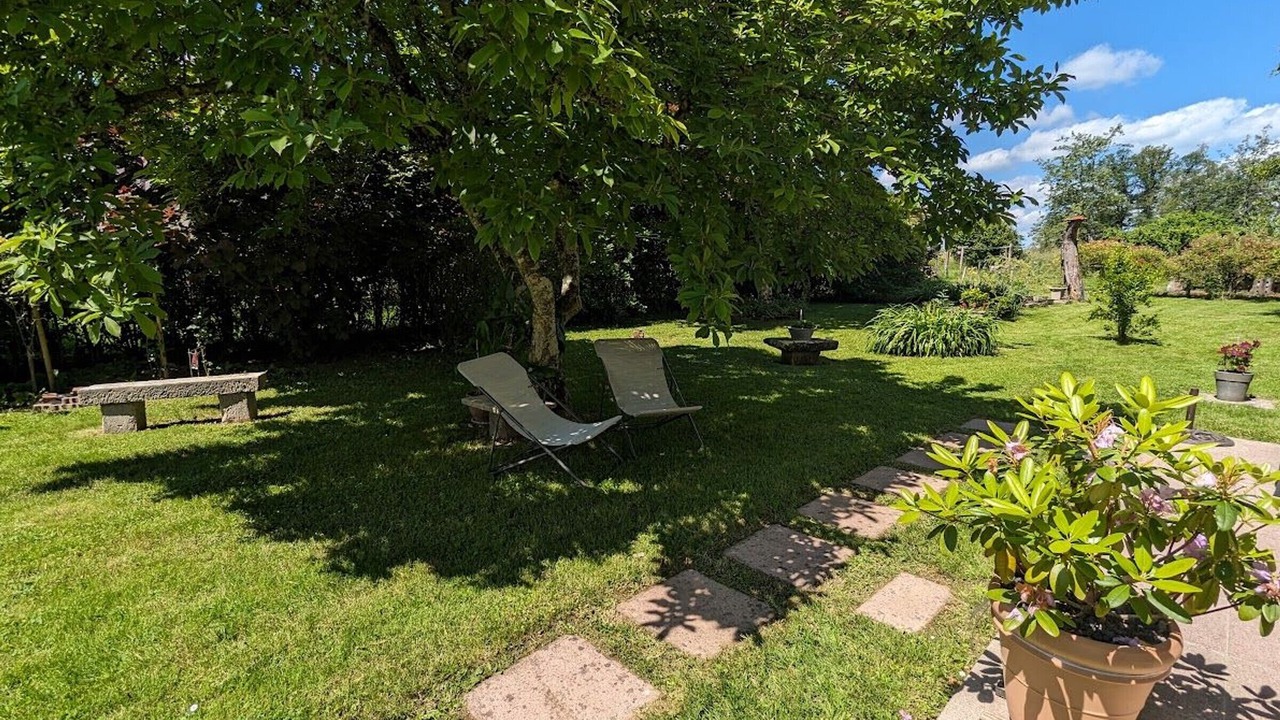 Photo of Outdoor in Montmotier