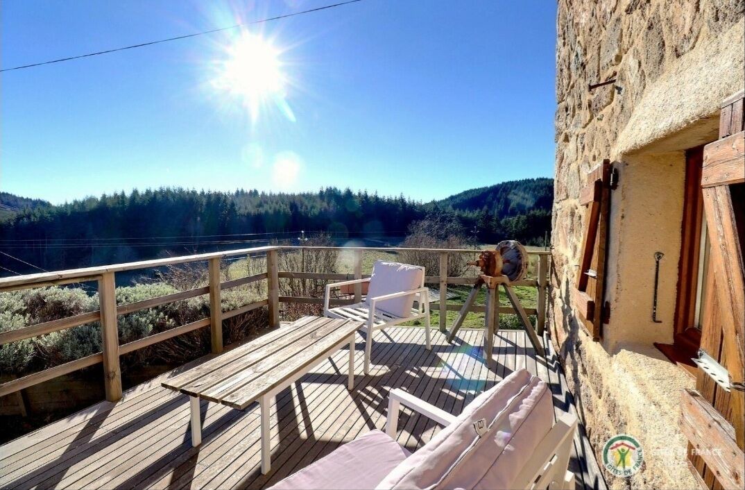 Photo of Patio Balcony in Saint-Jean-Roure