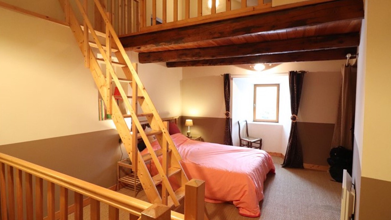 Photo of Bedroom in Valuejols