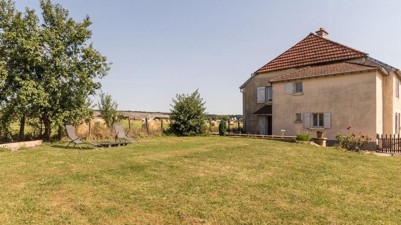 Photo of Outdoor in Bougey