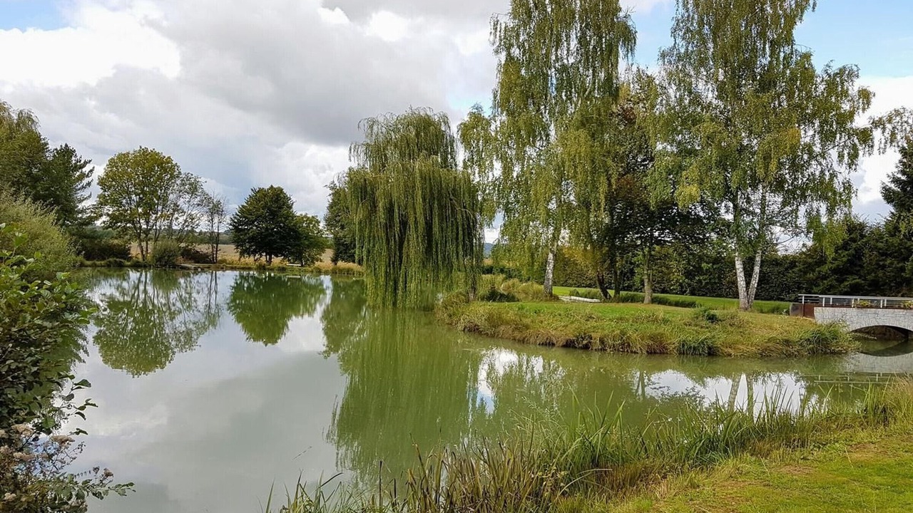 Photo of Others in Seveux