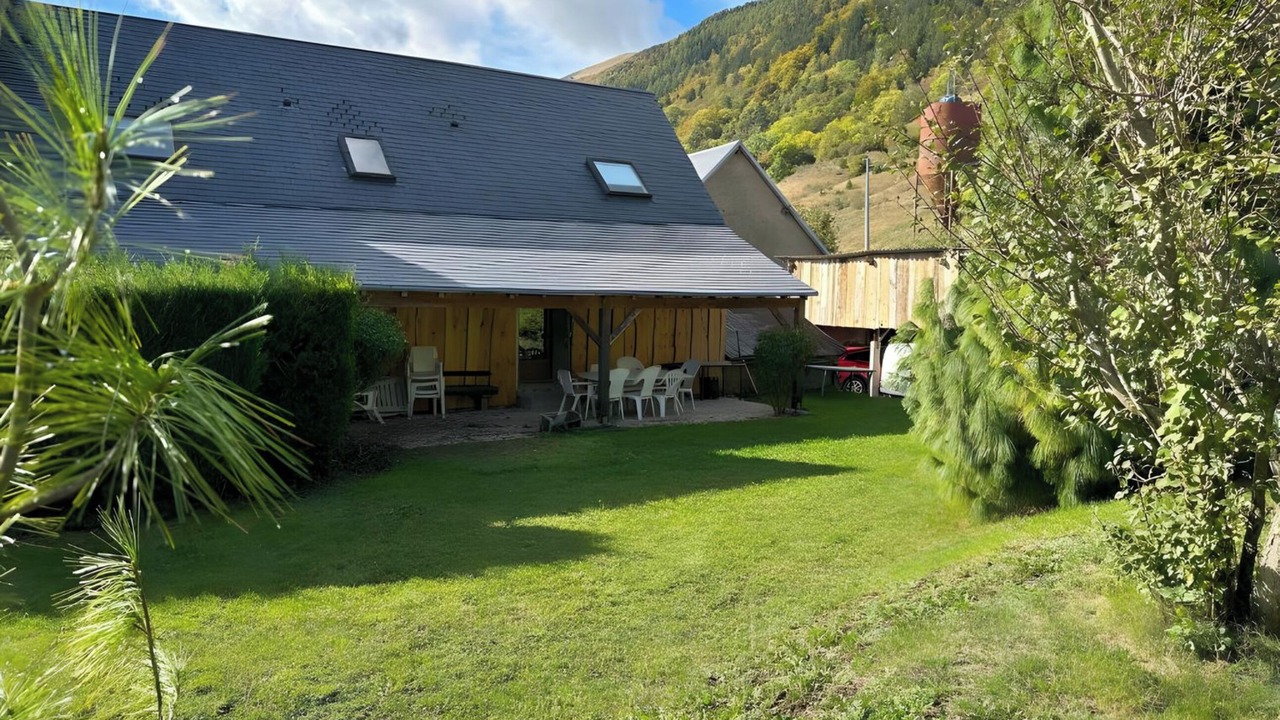 Photo of Outdoor in Saint-Jean-de-Vaulx