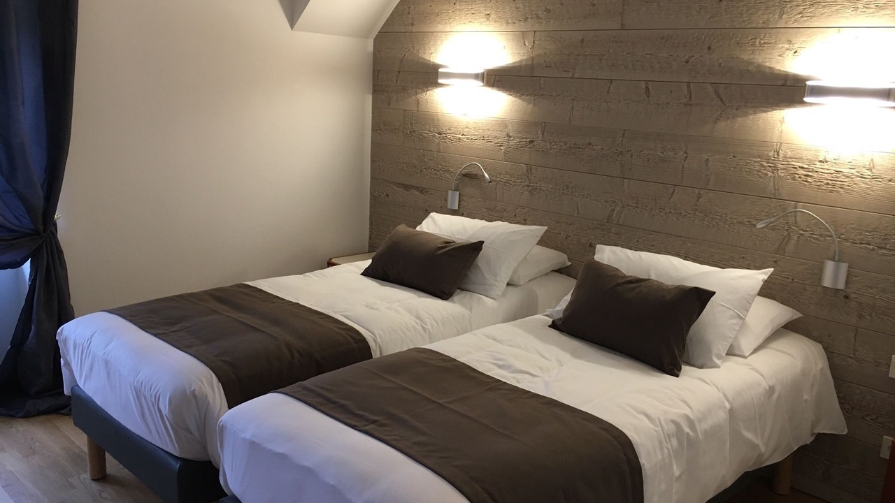 Photo of Bedroom in Rouvray (Cote-d'Or)