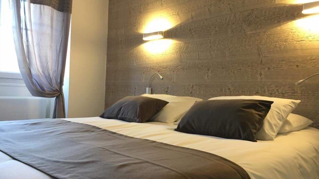 Photo of Bedroom in Rouvray (Cote-d'Or)
