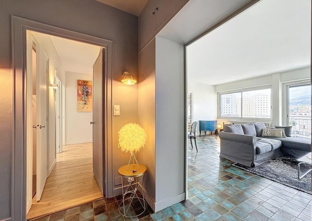 Photo of Livingroom in Montjuzet