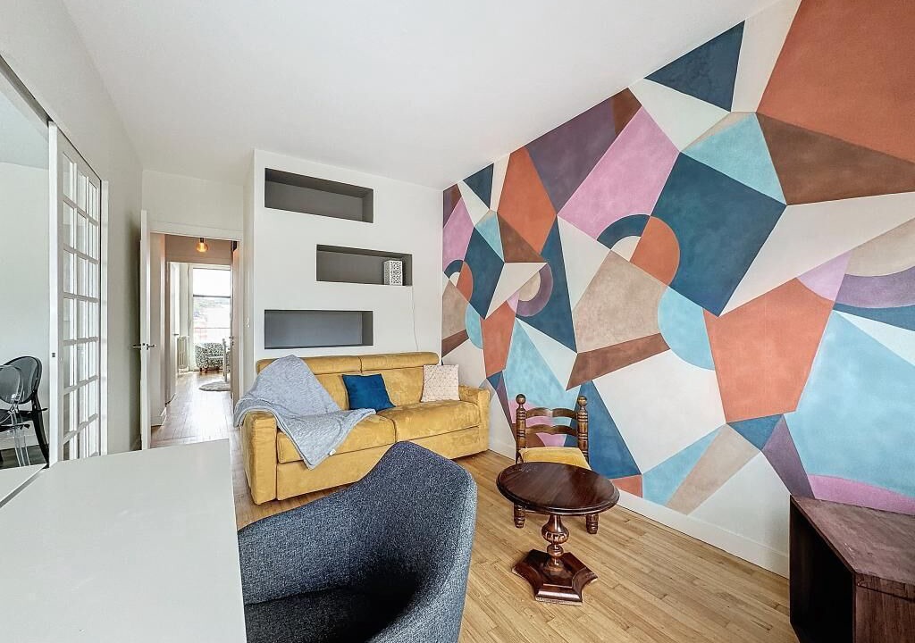 Photo of Livingroom in Montjuzet