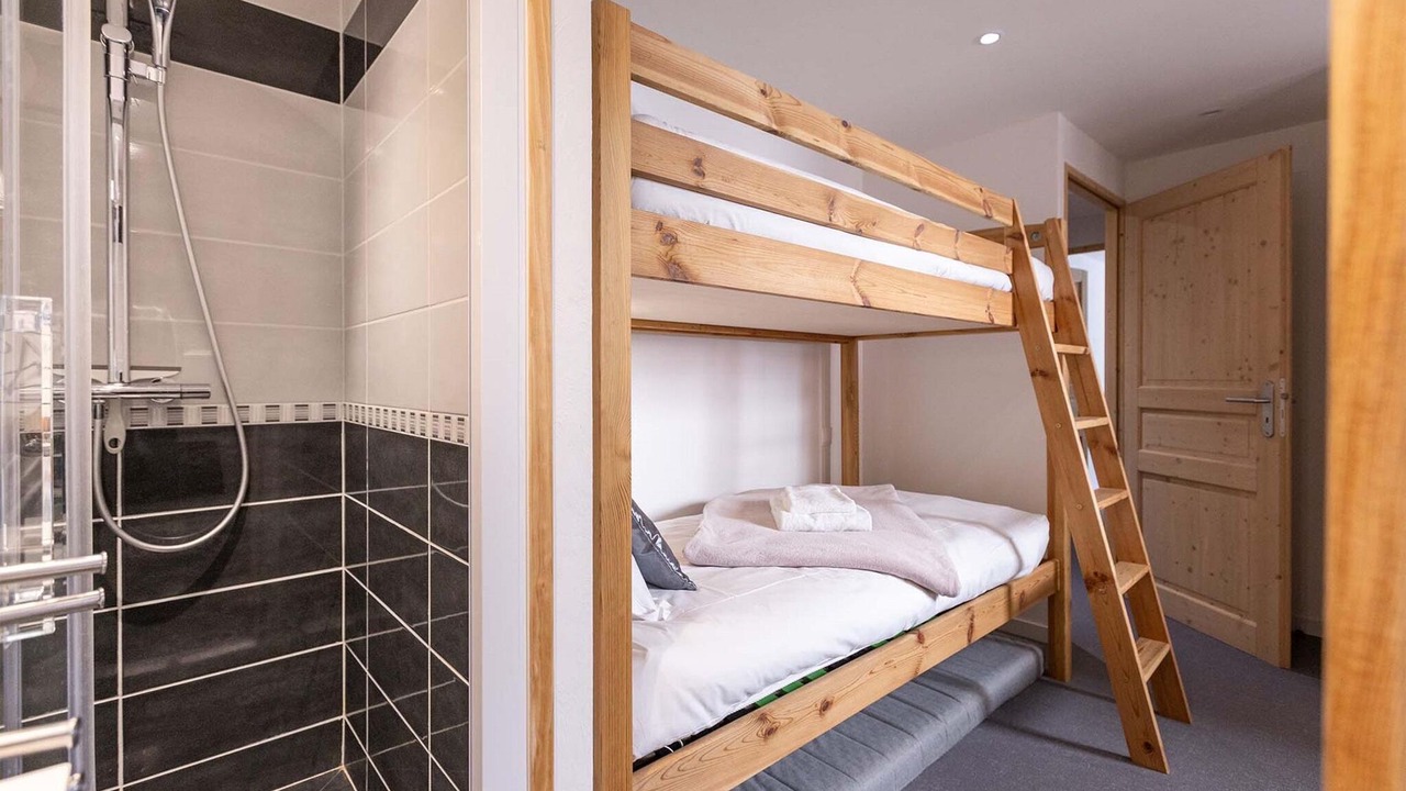 Photo of Others in Nancroit