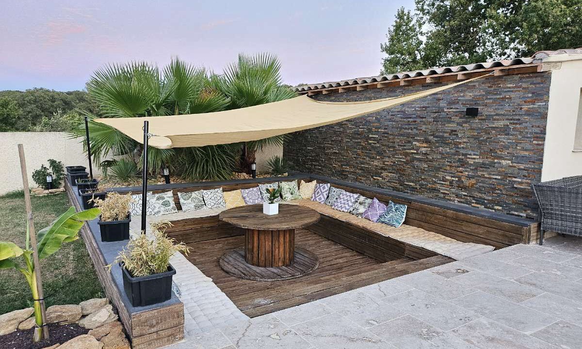 Photo of Patio Balcony in Grignan