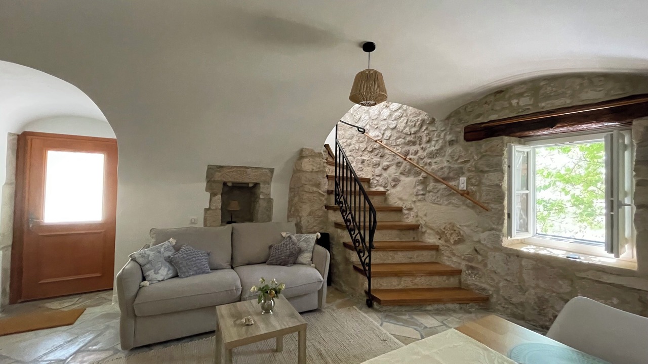 Photo of Livingroom in La Garde-Adhemar