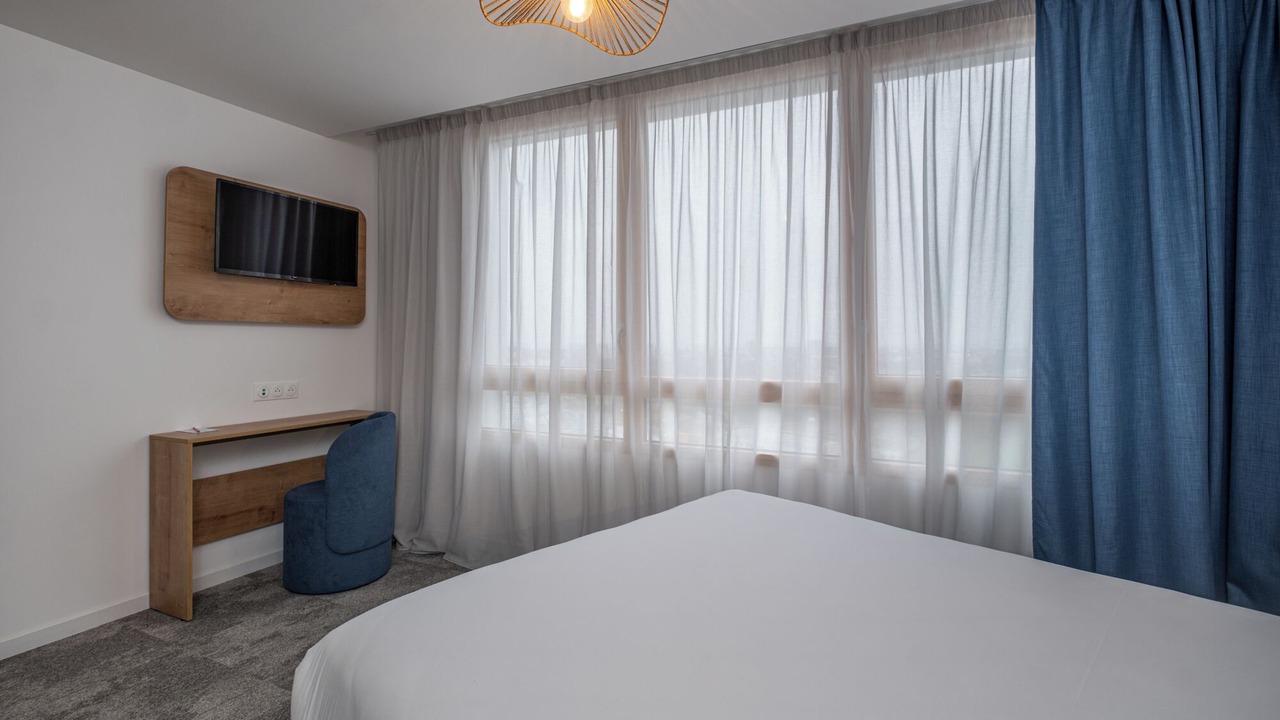 Photo of Bedroom in Villejuif