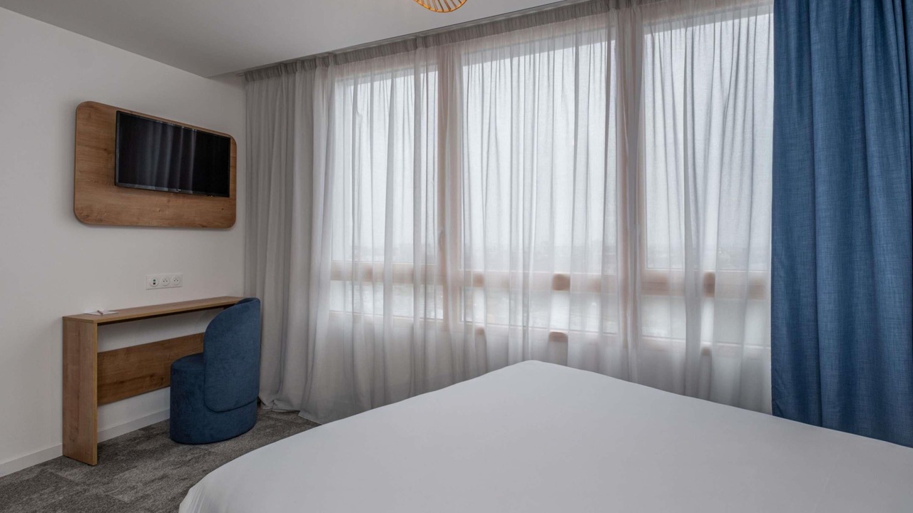 Photo of Bedroom in Villejuif