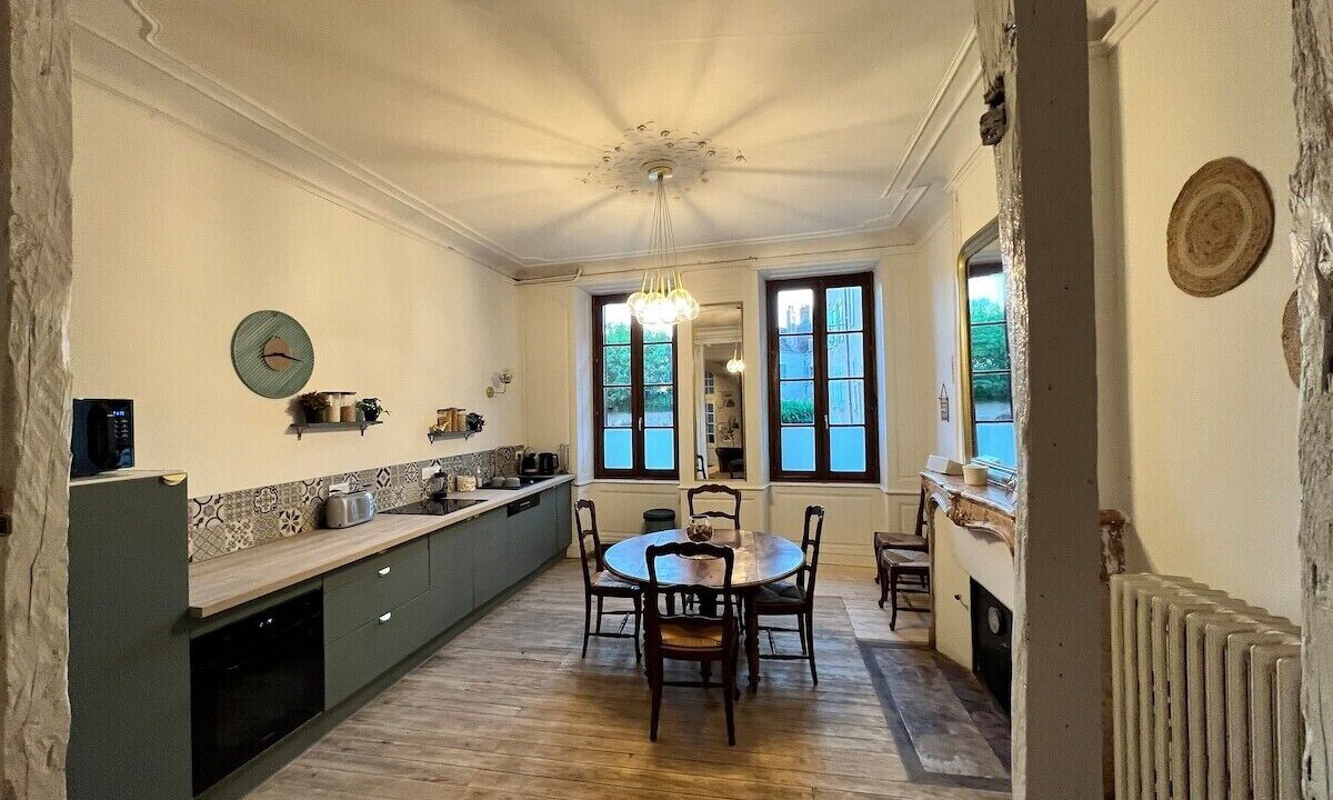 Photo of Kitchen in Avallon