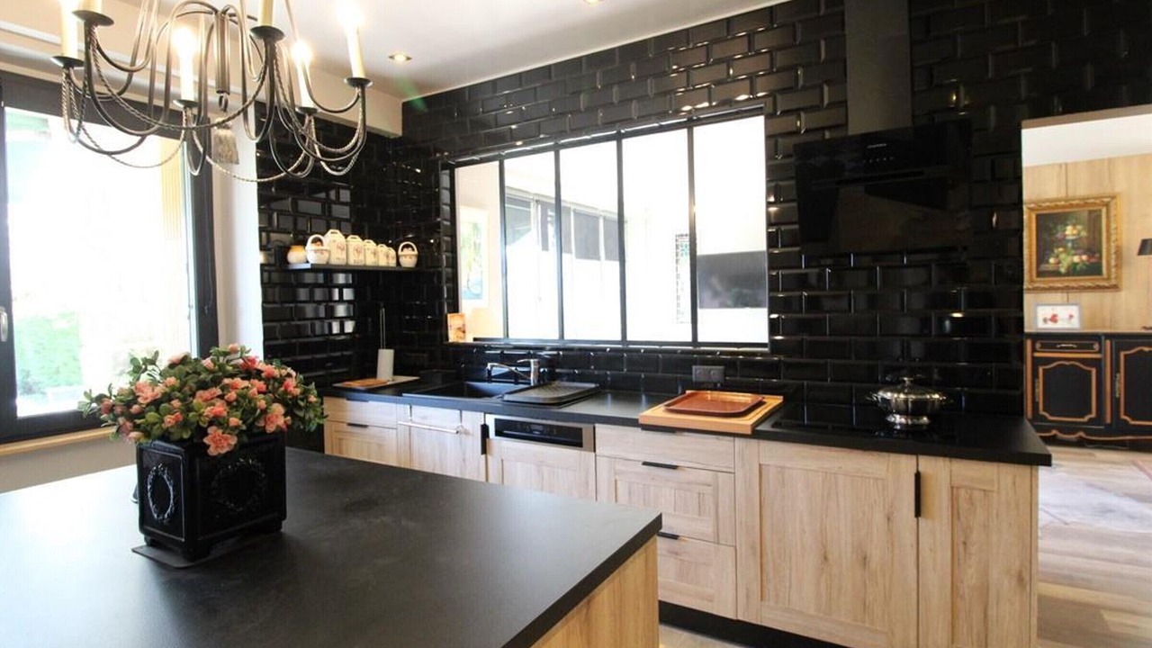 Photo of Kitchen in Neuveglise-sur-Truyere