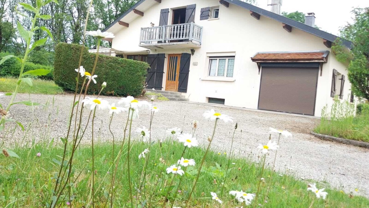 Photo of Outdoor in Pont-du-Navoy