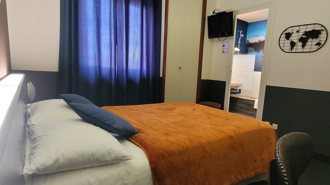 Photo of Bedroom in Digoin