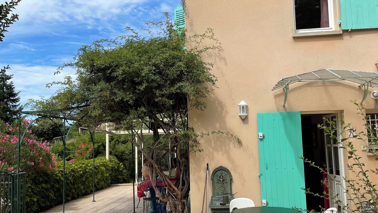 Photo of Patio Balcony in Dieulefit