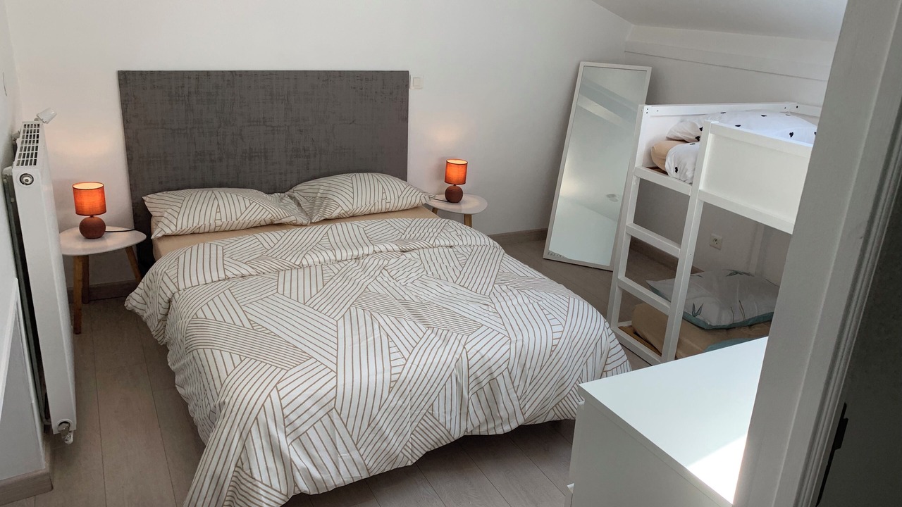 Photo of Bedroom in Orgelet