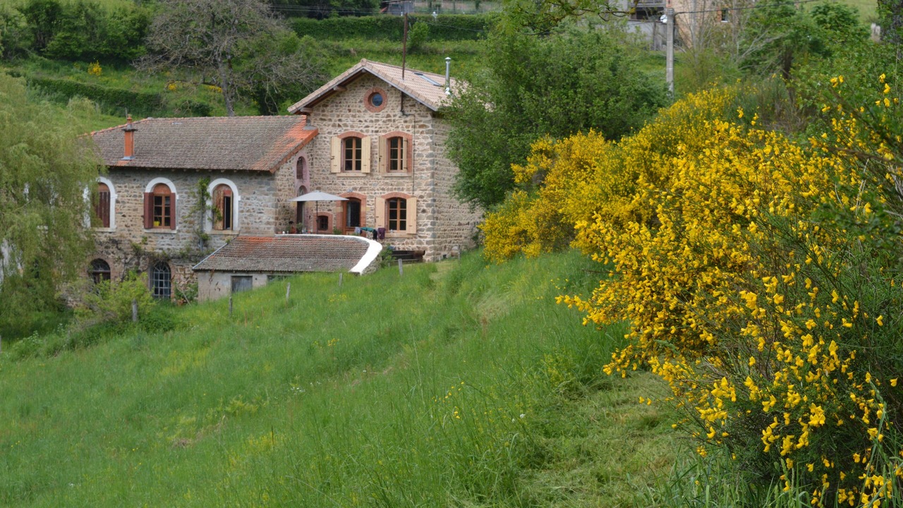 Photo of Outdoor in Saint-Bonnet-le-Troncy