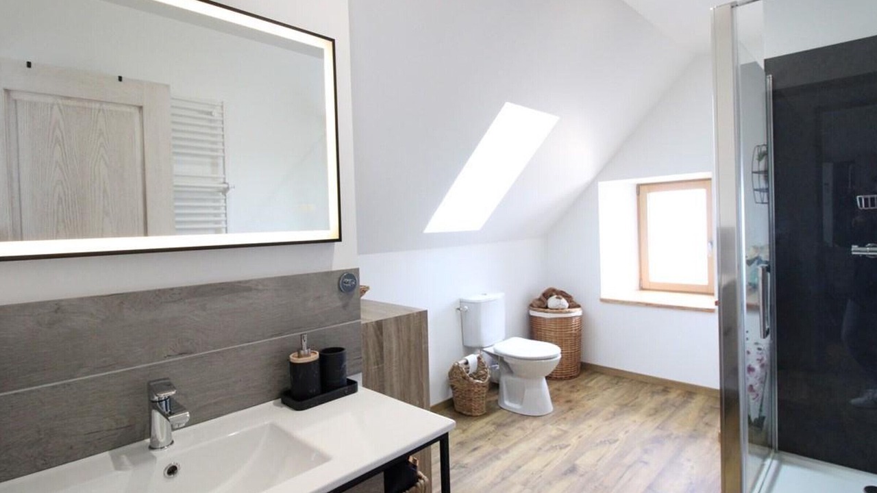 Photo of Bathroom in Meallet