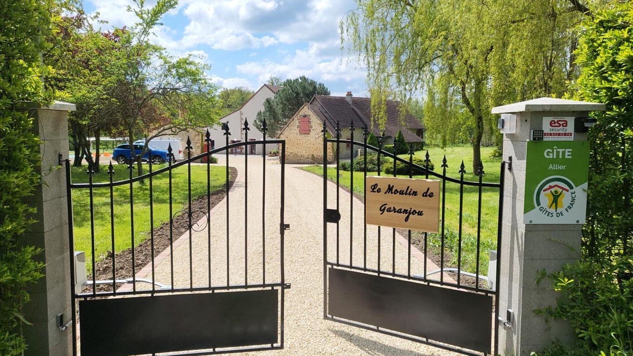 Photo of Outdoor in Souvigny