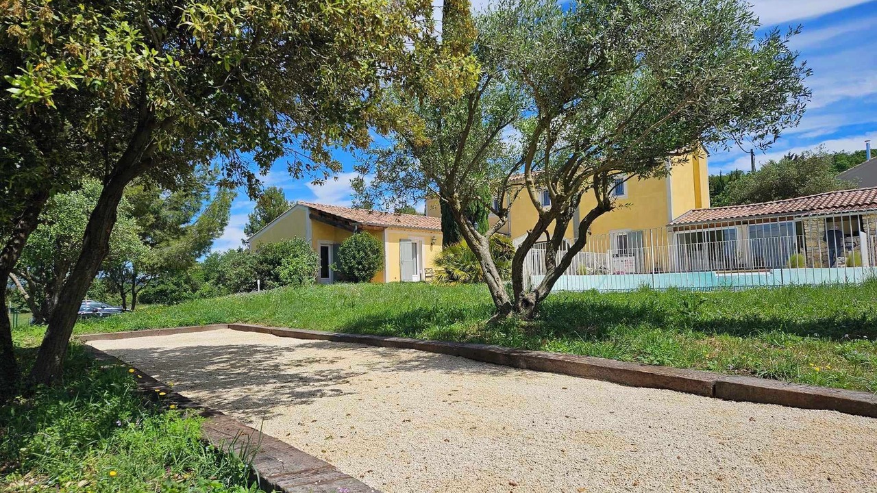 Photo of Outdoor in La Garde-Adhemar
