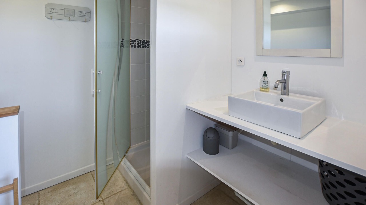 Photo of Bathroom in Methamis