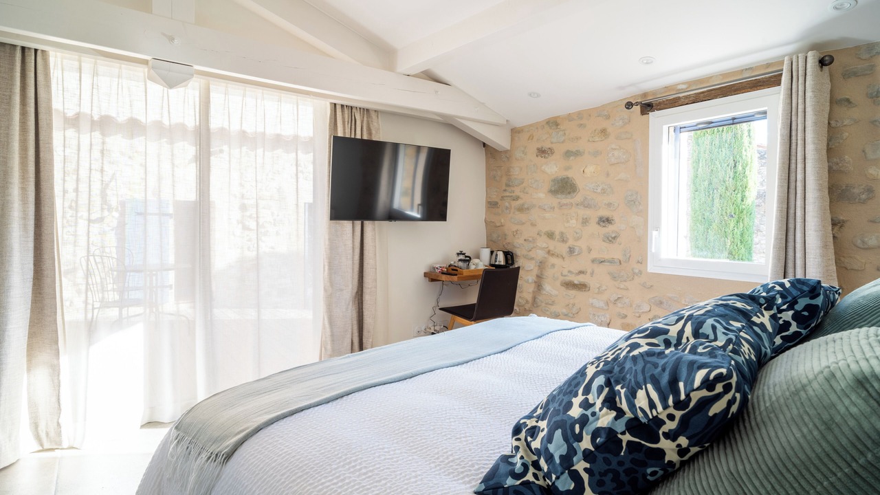 Photo of Bedroom in Charols