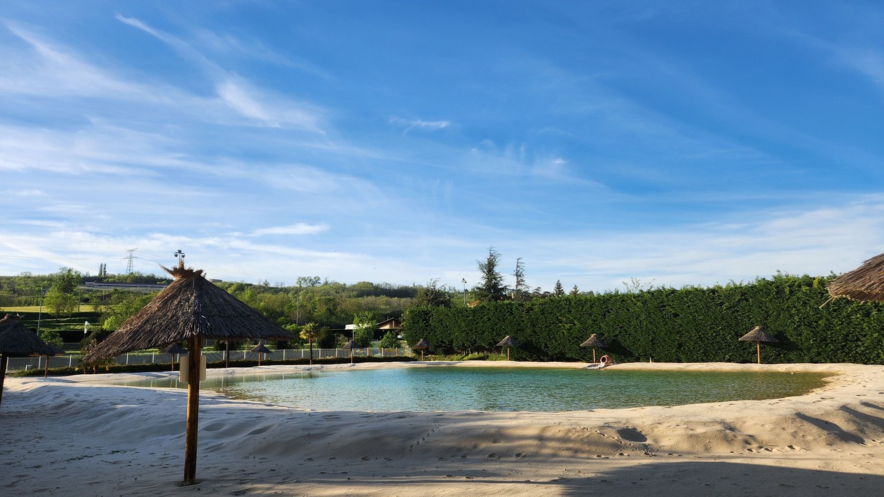 Photo of Others in Chateauneuf-de-Galaure