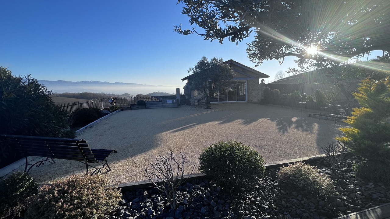 Photo of Outdoor in Geyssans