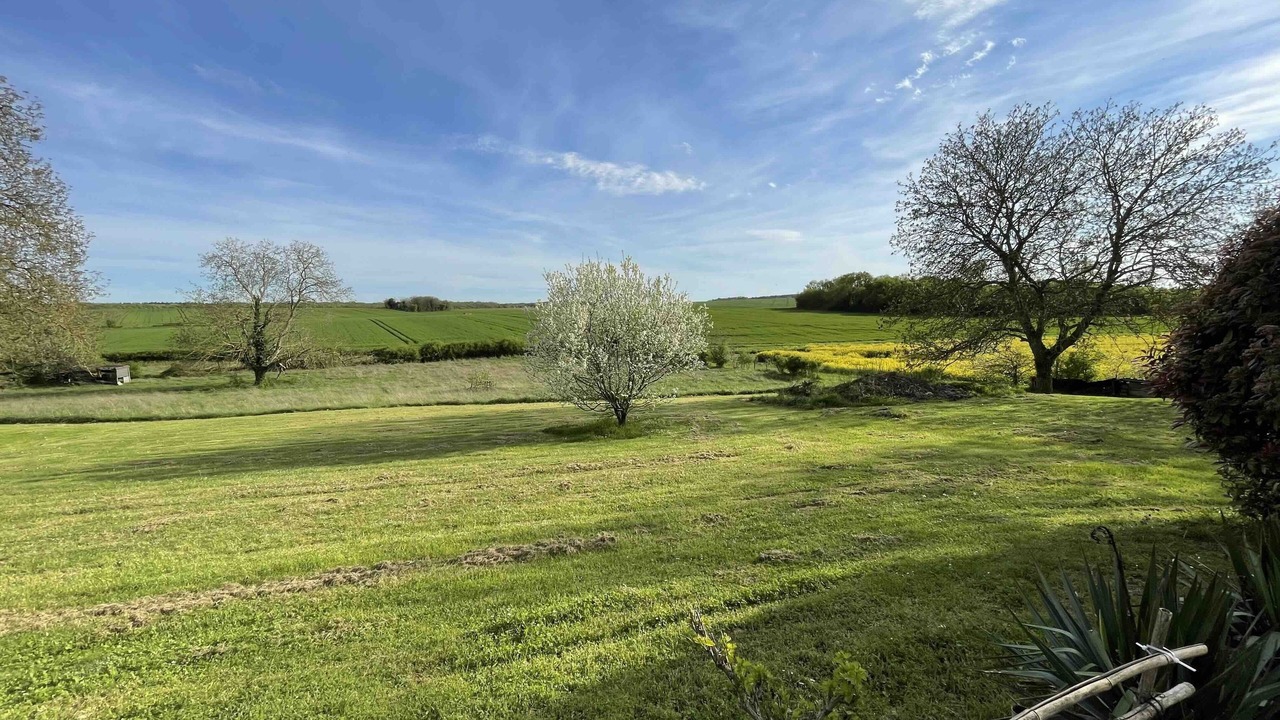 Photo of Others in Jussy-le-Chaudrier