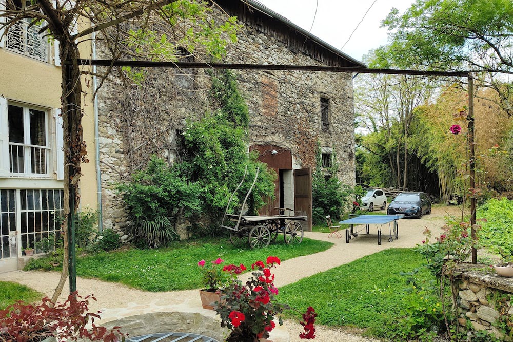 Photo of Outdoor in Saint-Sauveur