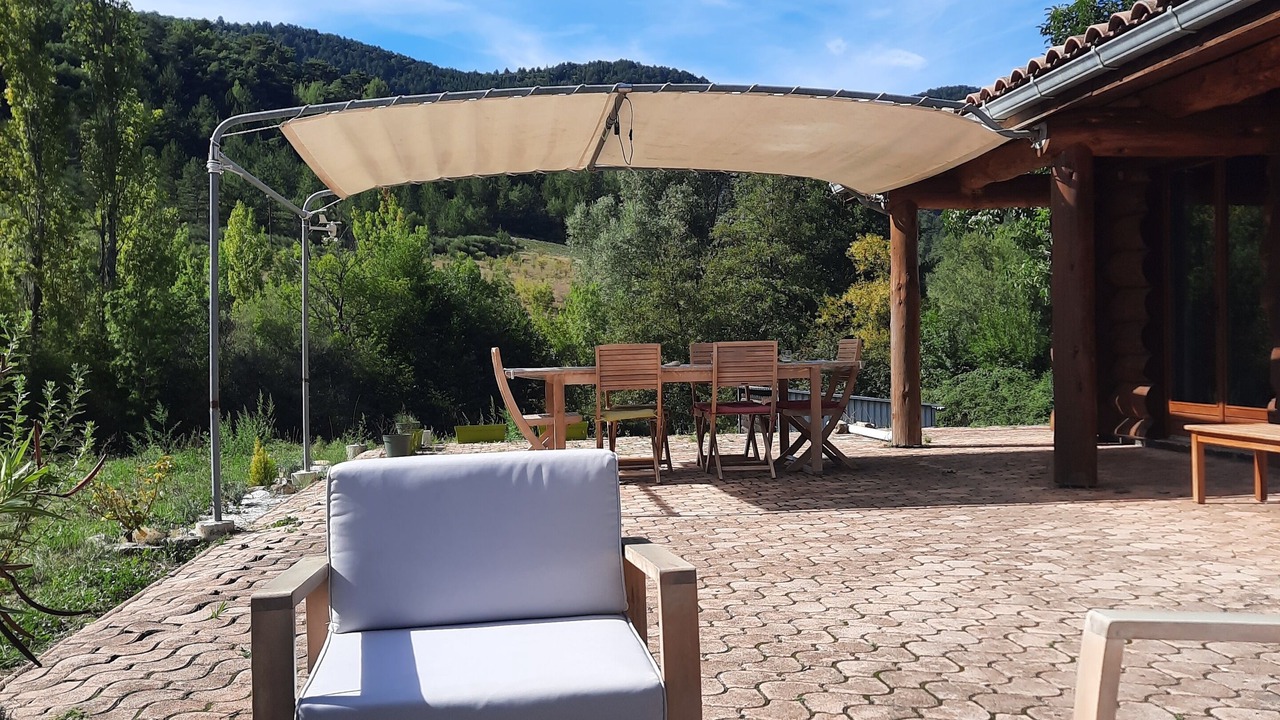 Photo of Outdoor in Chateauneuf-de-Bordette