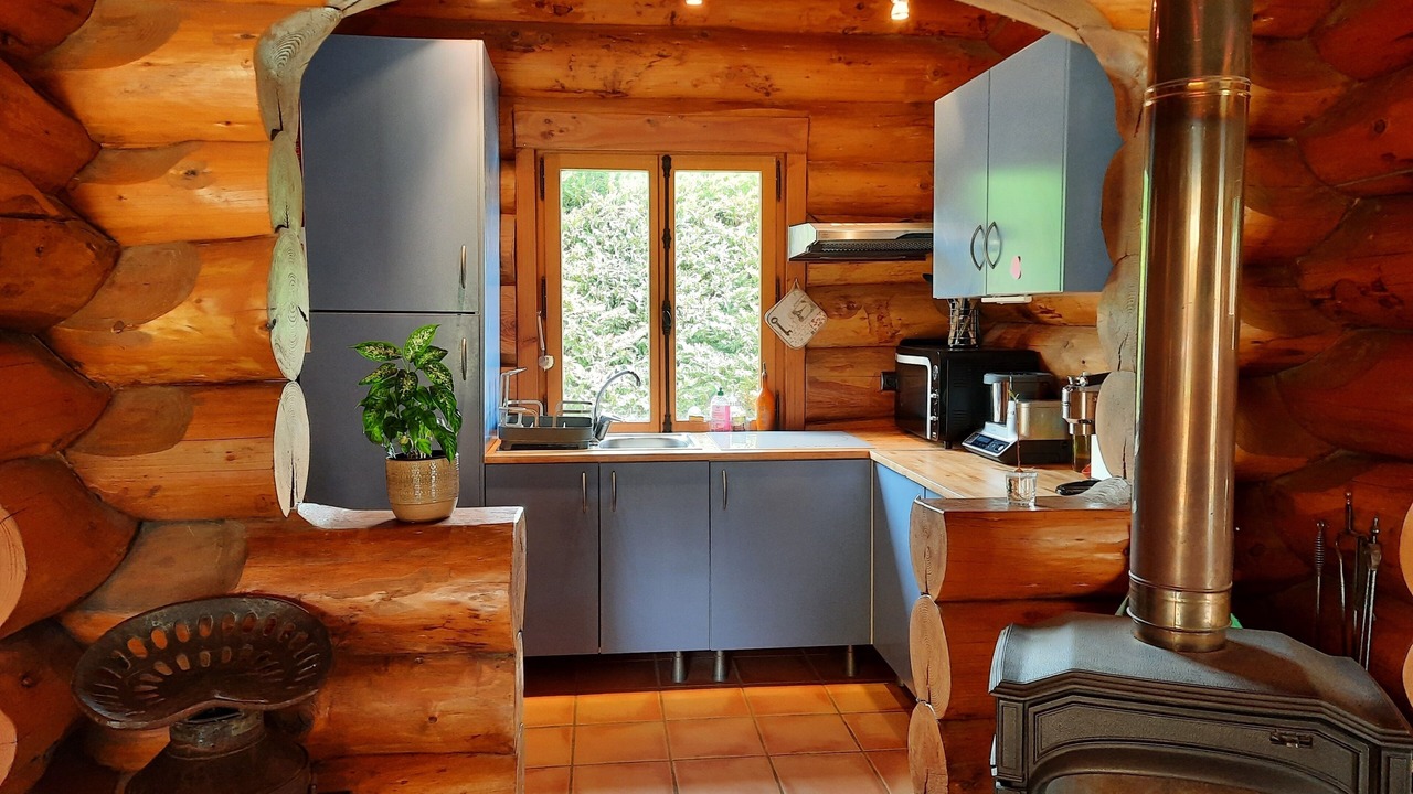 Photo of Kitchen in Chateauneuf-de-Bordette