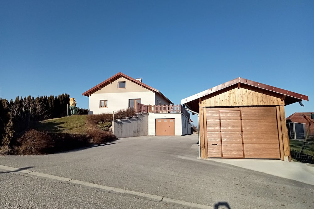 Photo of Outdoor in Les Pontets