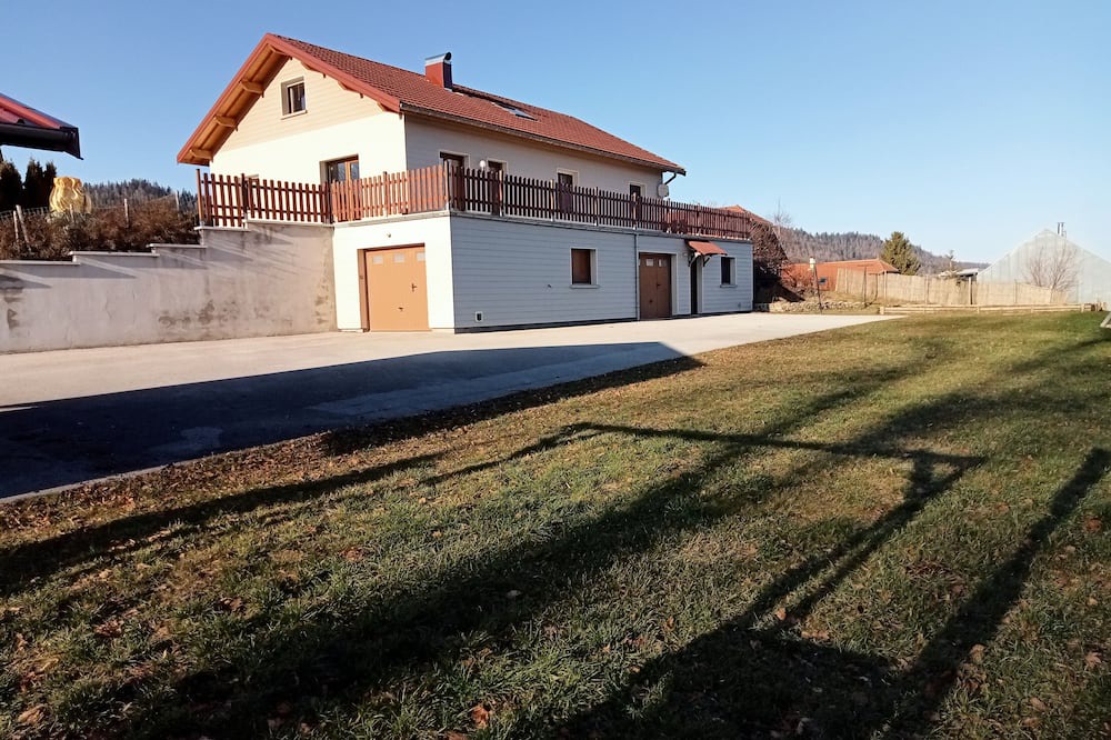Photo of Outdoor in Les Pontets