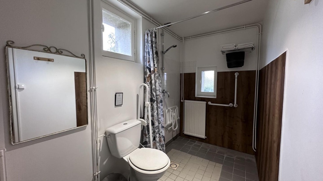Photo of Bathroom in Souvigny