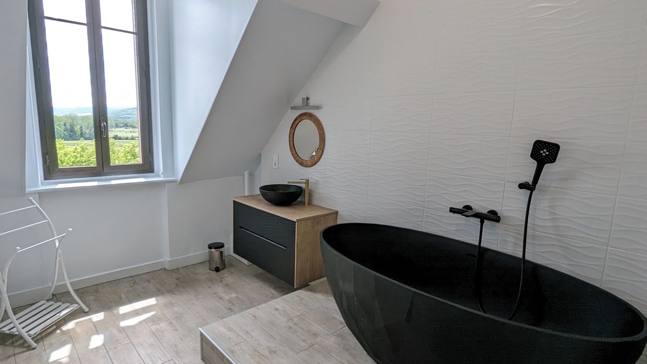 Photo of Bathroom in Parentignat