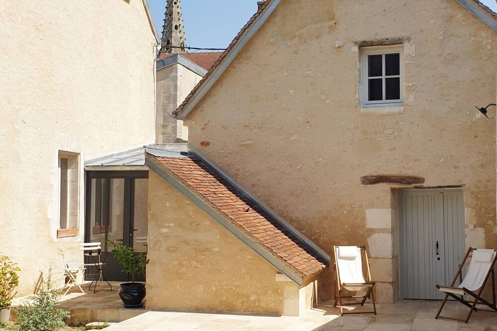 Photo of Outdoor in Coulanges-la-Vineuse